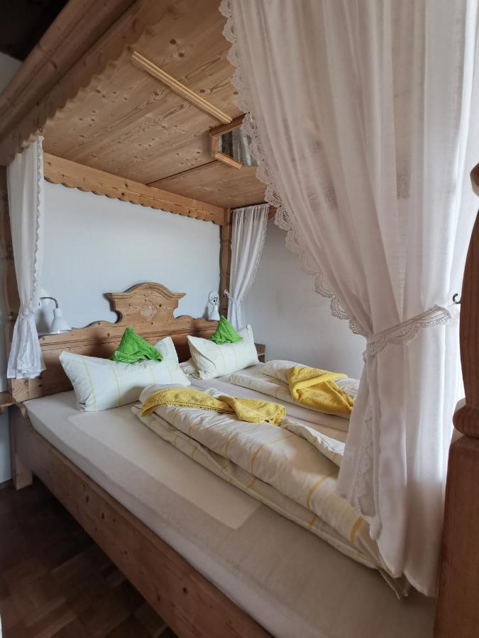 Hotel Garni Austermayer Traunreut Extérieur photo