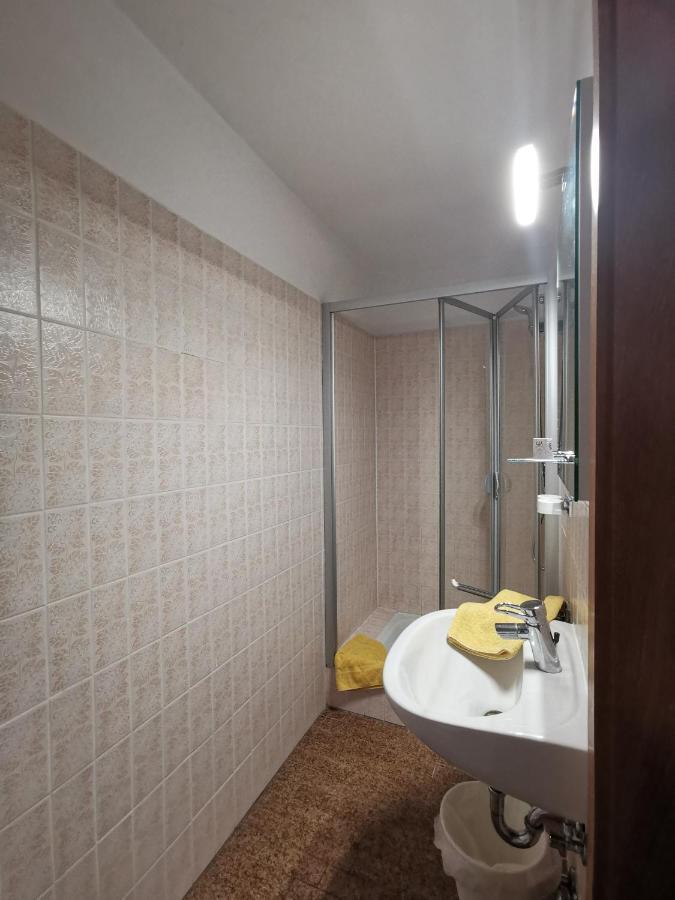 Hotel Garni Austermayer Traunreut Extérieur photo