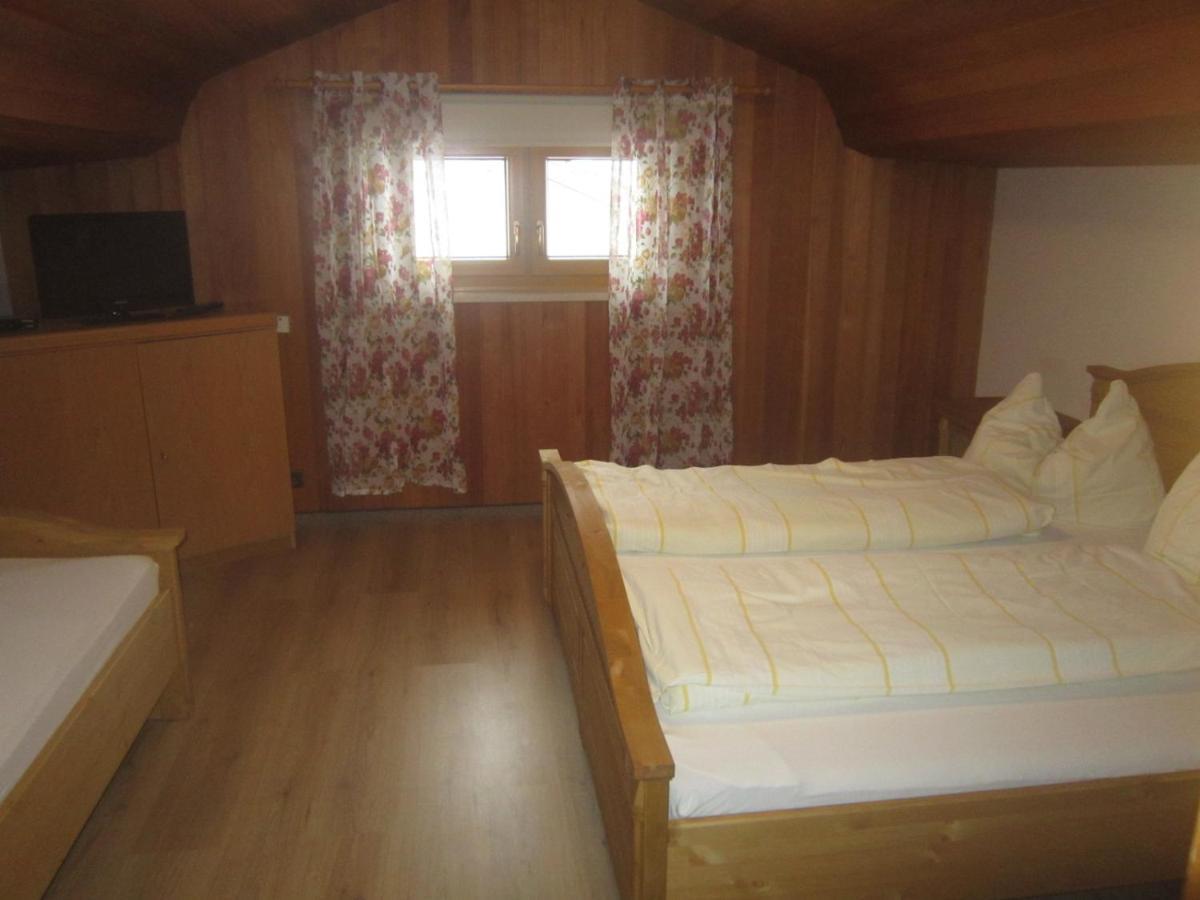 Hotel Garni Austermayer Traunreut Extérieur photo