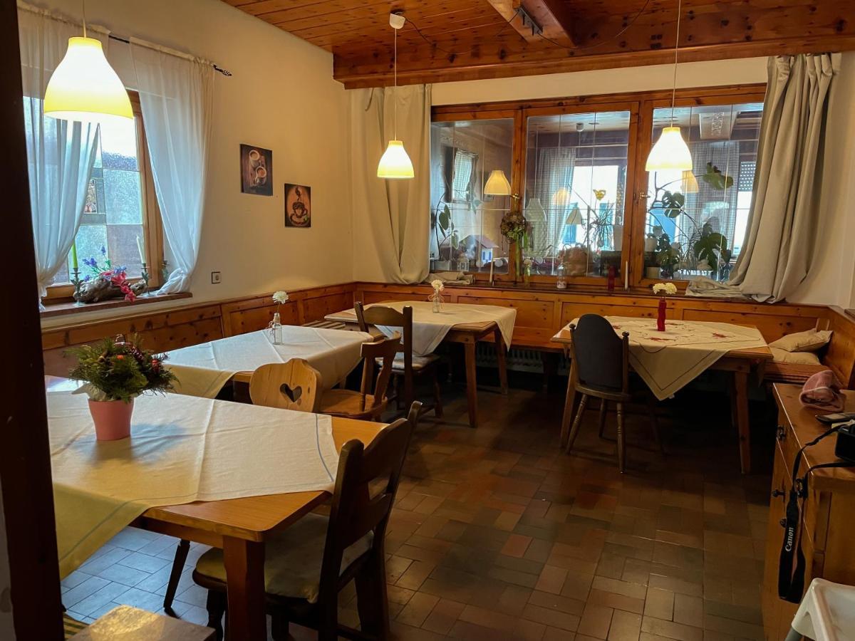 Hotel Garni Austermayer Traunreut Extérieur photo